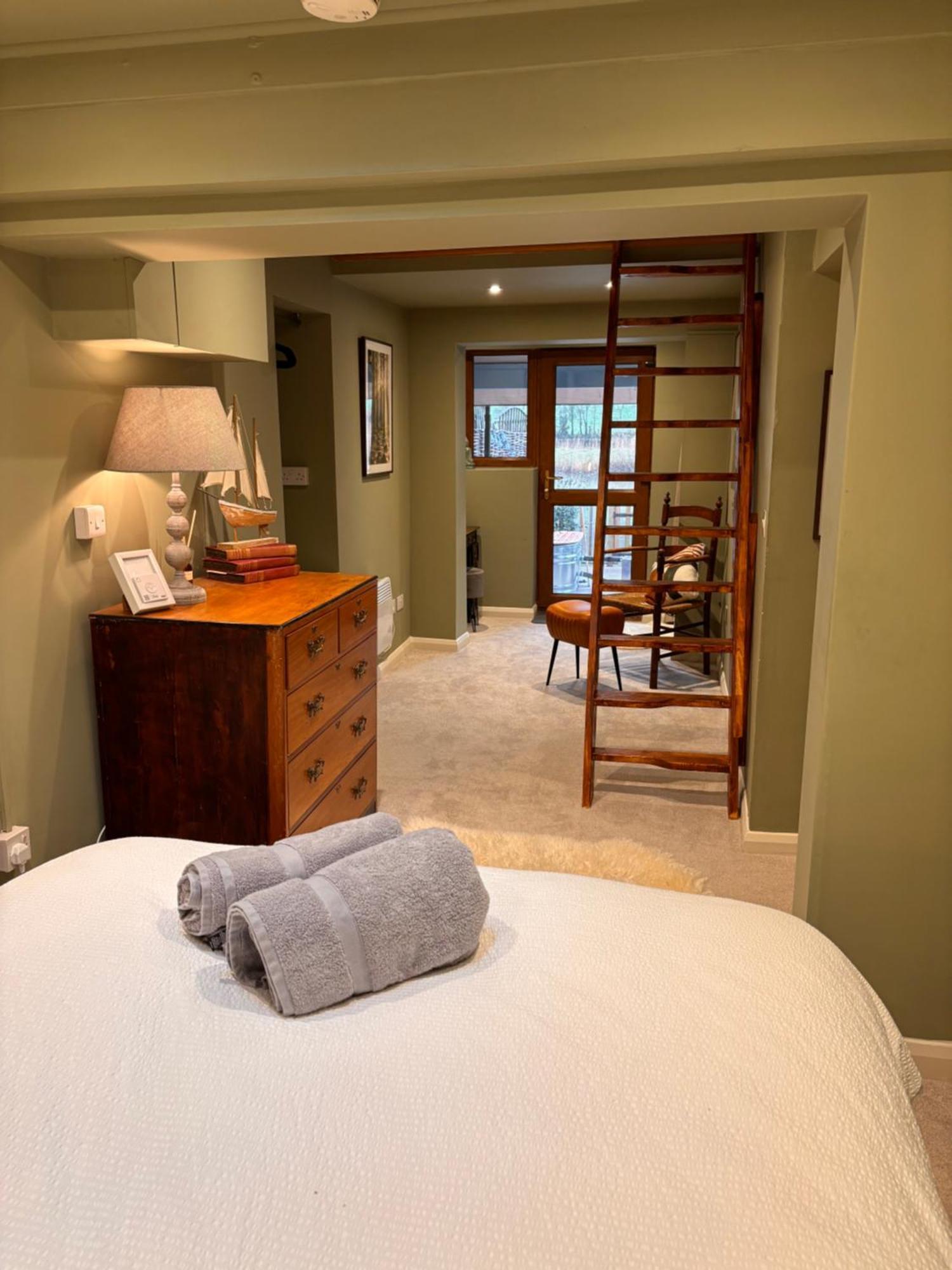 Viaduct River View & Outdoor Bath - Couples Retreat Calstock Екстериор снимка